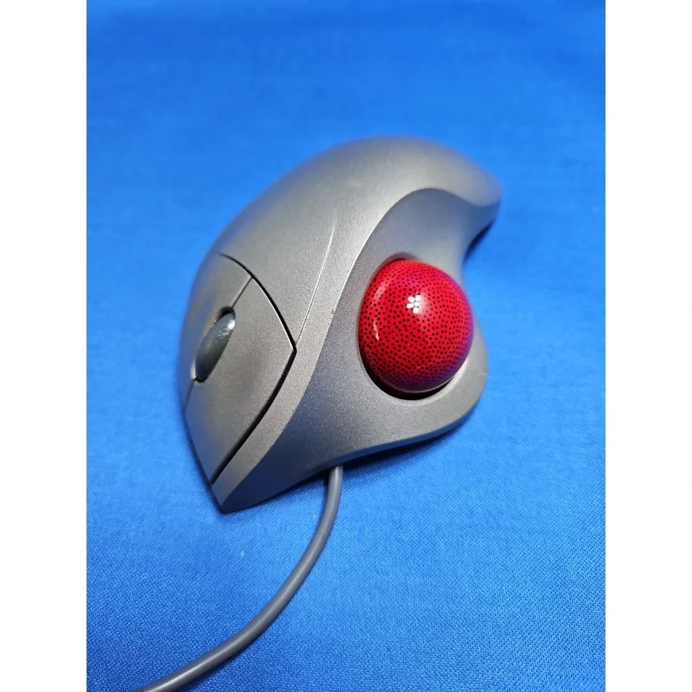 Logitech TrackMan Wheel Wired Mouse Optical T-BB18 804360-1000 TESTED WORKS